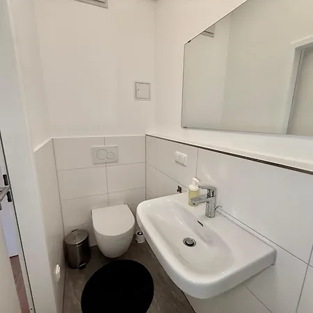 Проживание в семье Boardinghouse Zur Rose *
